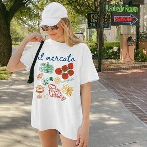 Coastal Il Mercato Graphic White Tee with Colorful Market Print